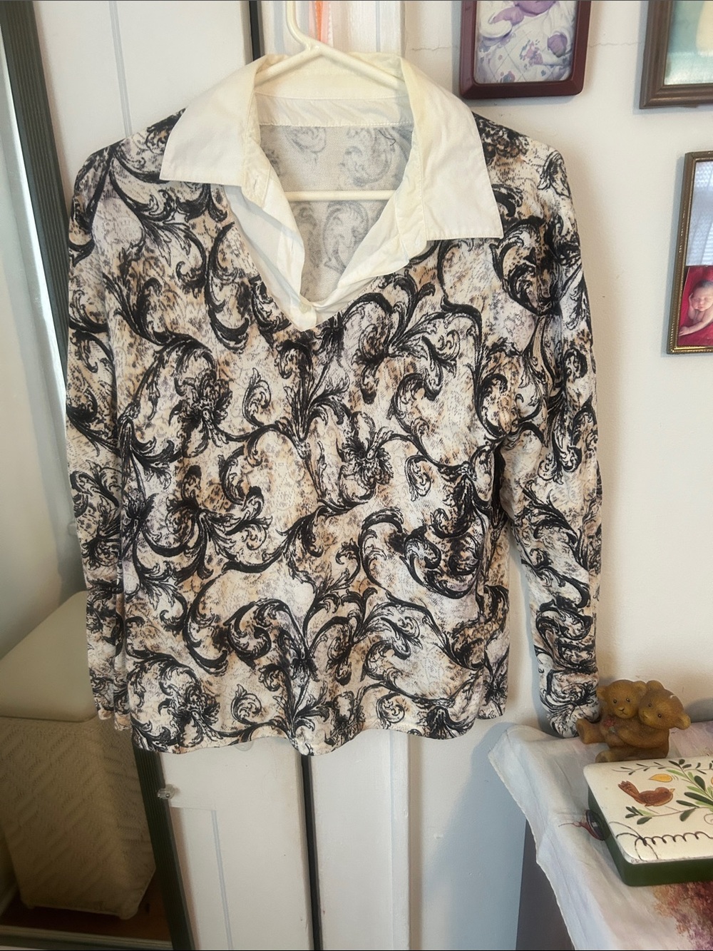 Black & Cream Swirl Print Long Sleeve Top with White Collar